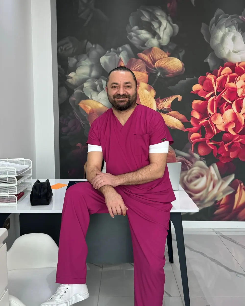 Dr. Nuri Atbinici kliniğinde